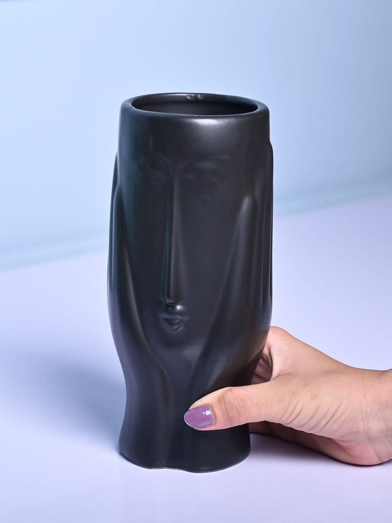 Black Glossy Ceramic Vase - Modern Artistry