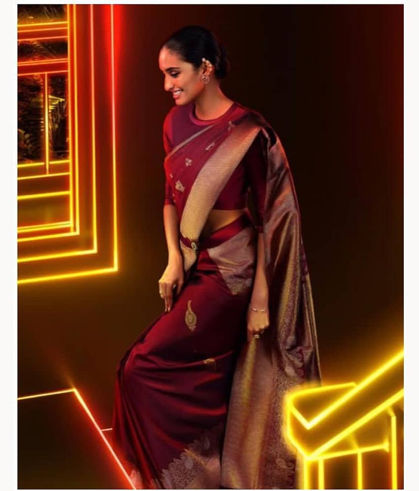 fab woven Art Silk Woven Kanjeevaram Sarees With Unstitched Blouse Piece ( Maroon )