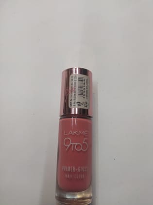 Lakme 9 to 5Primer-gloss Nail color caribbean coral