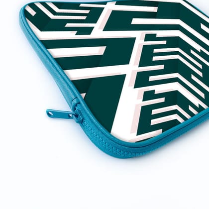 "Zig Zag Print" Laptop Sleeves: Bold Modern Design for Every Size-16" / Blue