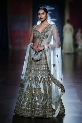 BEAUTIFUL GREY COLORED WEDDING WEAR LEHENGA CHOLI