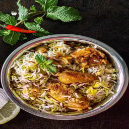 Chicken dum biryani