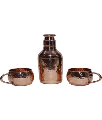 Hammered Premium Copper Water Bottle & Mug Set, 1.5 Litre with 2 Copper Mug, Gift Set.