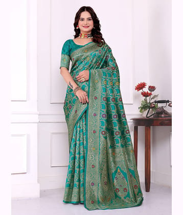 Kanooda Prints Silk Blend Embellished Banarasi saree With Unstitched Blouse Piece ( Multicolor 1 )