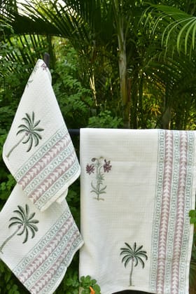 Palm Flower Bath & Hand Towel Set : Luxurious softness Palm Flower Bath & Hand Towel Set : Luxurious softness