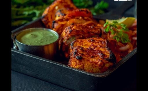 Peri Peri Paneer Tikka (8 Pieces)