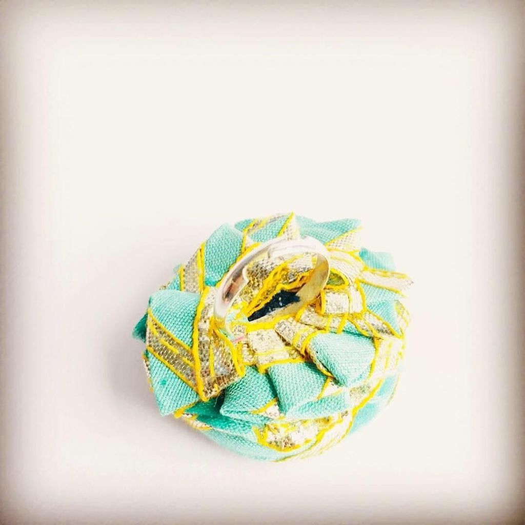 TEAL REFRESHING GLASS RING