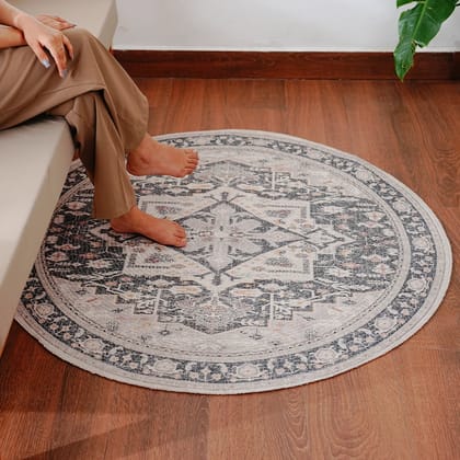 Antique Dreams Medallion Rug-3 ft.