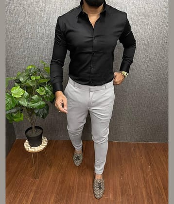 Eviqe Cotton Blend Regular Fit Full Sleeves Men's Formal Shirt - Black ( Pack of 1 )