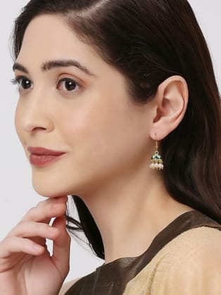 ?? 5x Stylish, 1x Deal – Jhumka Set Jo Har Look Ko Banaye WOW!