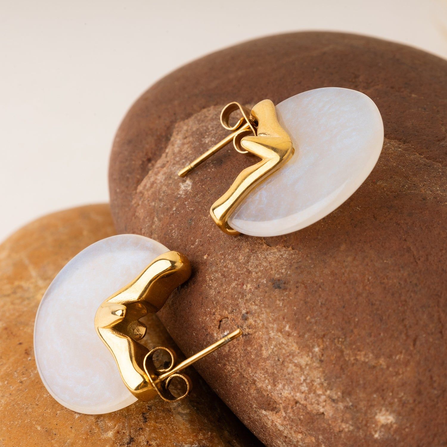 Chic Resin Drops