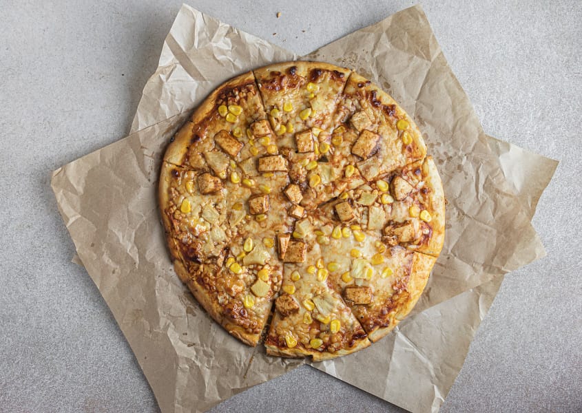 Bbq paneer pizza