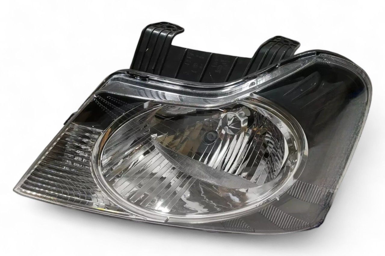 Lumax Head Lamp - LH AV739158