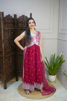 Women Sleeveless Magenta Colour Nyra Cut Kurta With Flare Palazzo & Magenta Colour Sequence Work Dupatta.  (4 Inch margin in kurta, customer can alter as per their size)-Free Size / Magenta