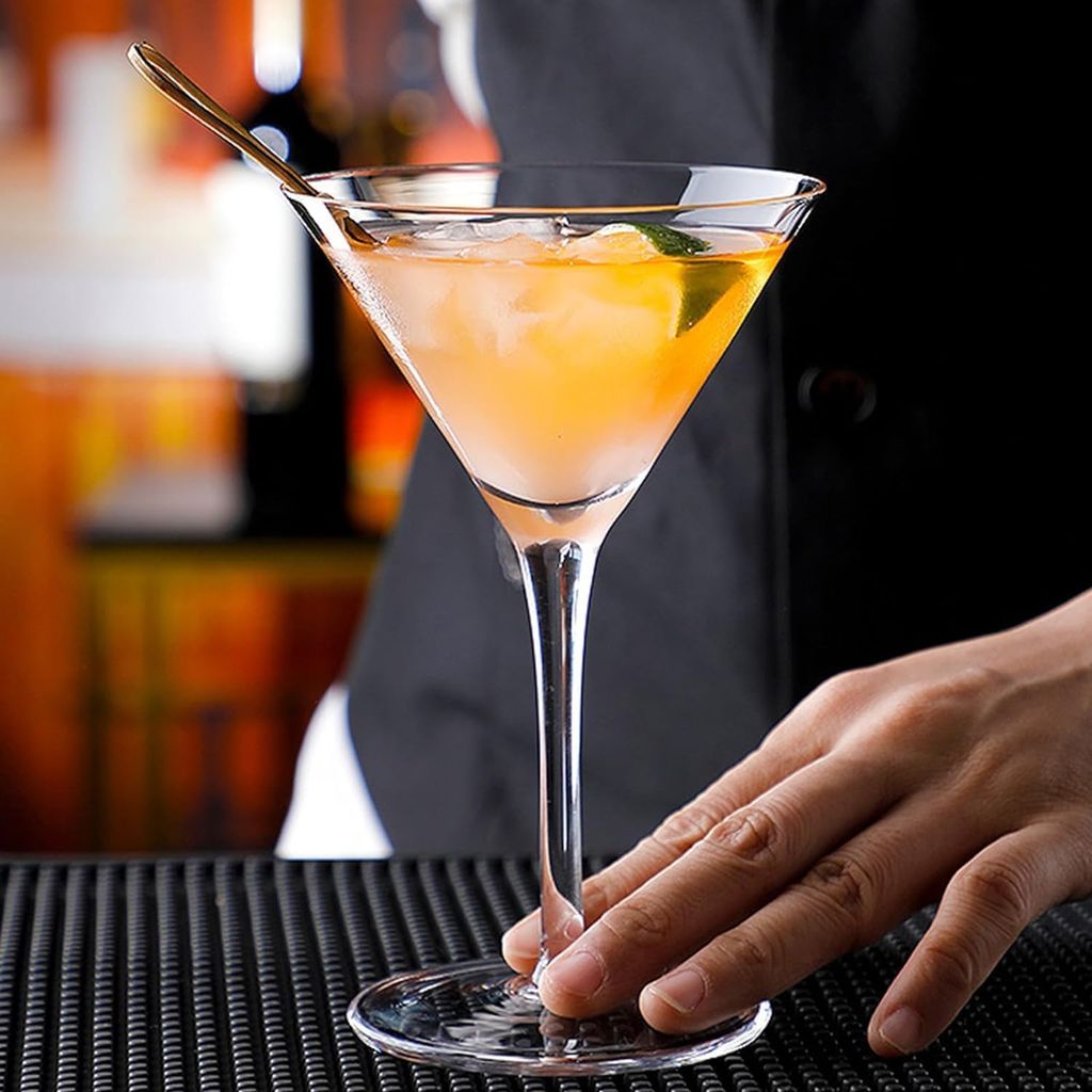 Martini Glasses Martini Cocktail Glasses with Stem, Reusable Cocktail Glasses for Bar, Margarita, Whiskey, Gin, Tequila, BPA-Free, Dishwasher-Safe, Clear (160 ML)