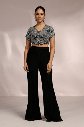 BACKLESS BLOUSE AND SLIT TOP-XS