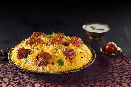 Murgh Tikka Biryani (Chicken Tikka Dum Biryani - Serves 1)