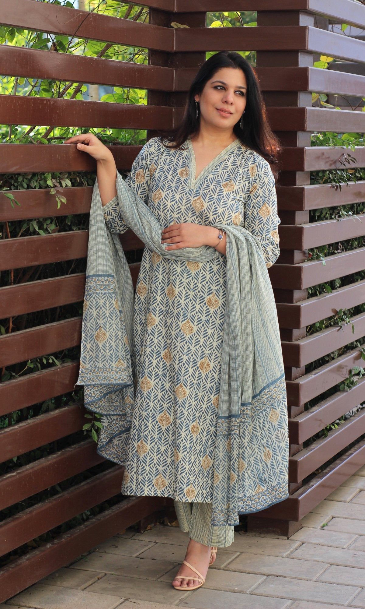 Cotton Block Print Light Blue Suit Set with Printed Cotton Dupatta-XXS
