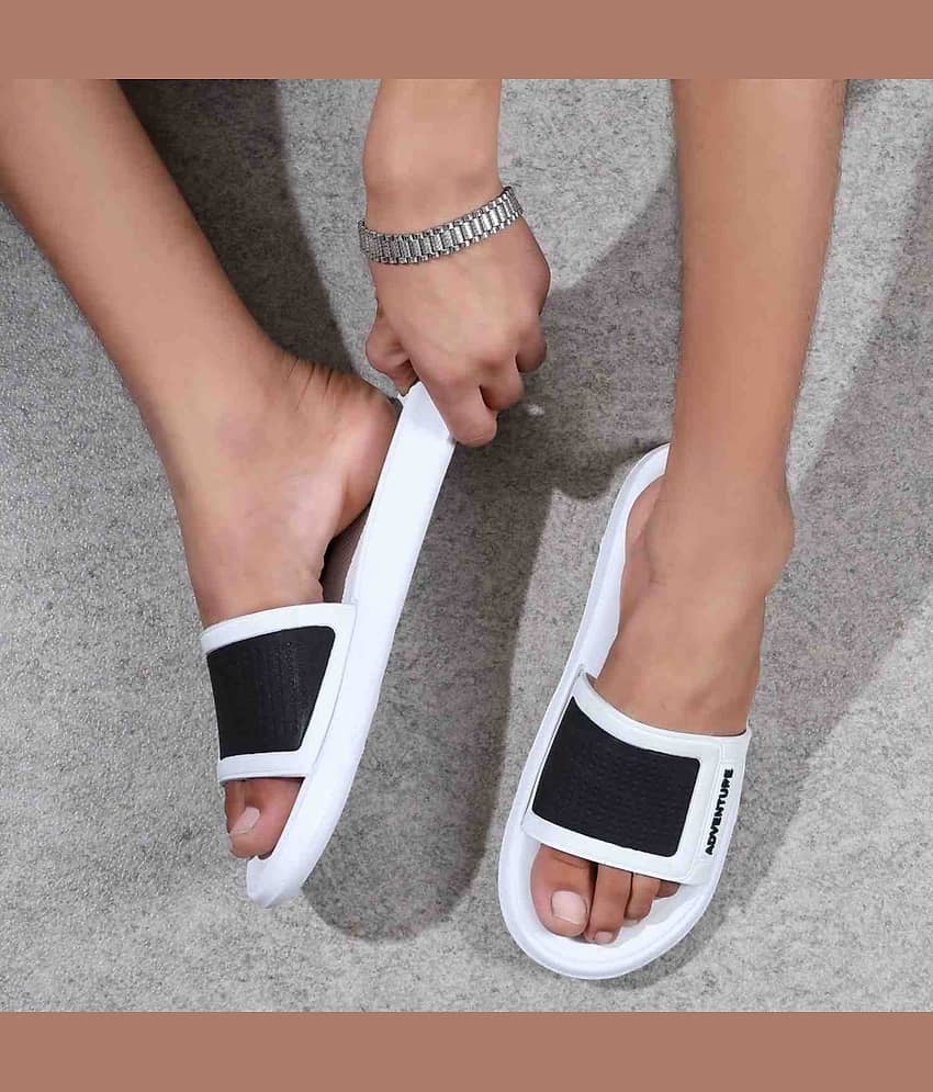 KNIEVL White Men's Slide Flip Flop