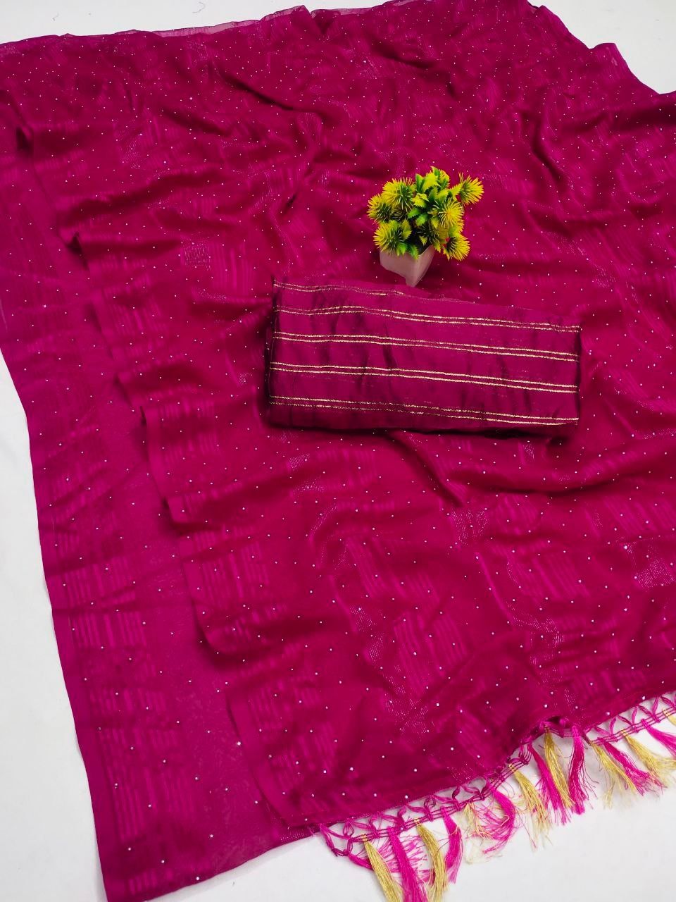 Queen Hot Fix Saree