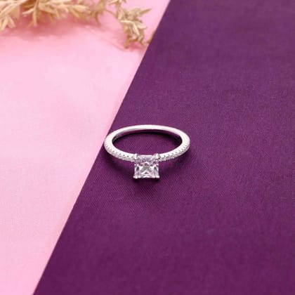 Square-cut Solitaire Silver Ring-Solitaire / Silver / US 5 (15.6 mm Diameter)