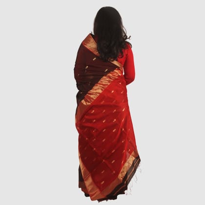 Elegant Crimson Red Maroon Maheshwari Handloom Saree Gold Zari Border