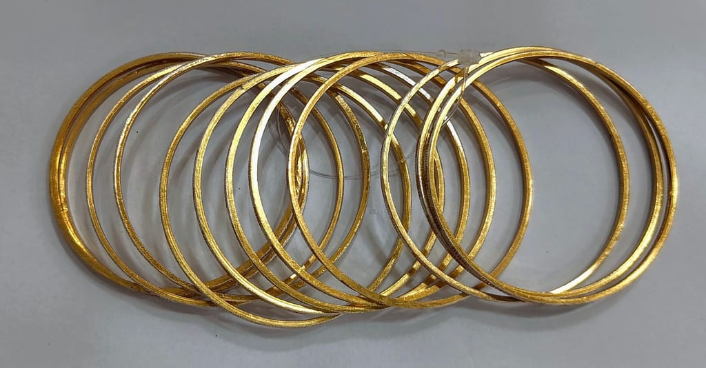 Gold plated Textured Bangle Set