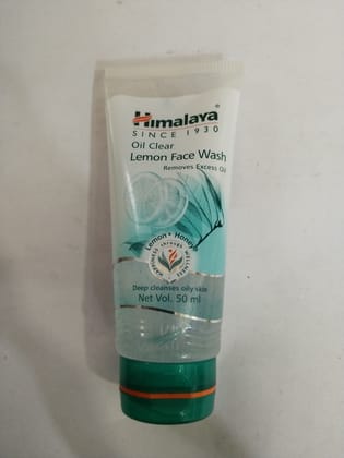Himalaya Oil clear Lemon face wash Removes excess oil Deep cleanses oily skin 