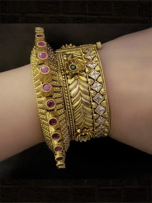 Spike design broad openable polki kadas (set of two)-2'4