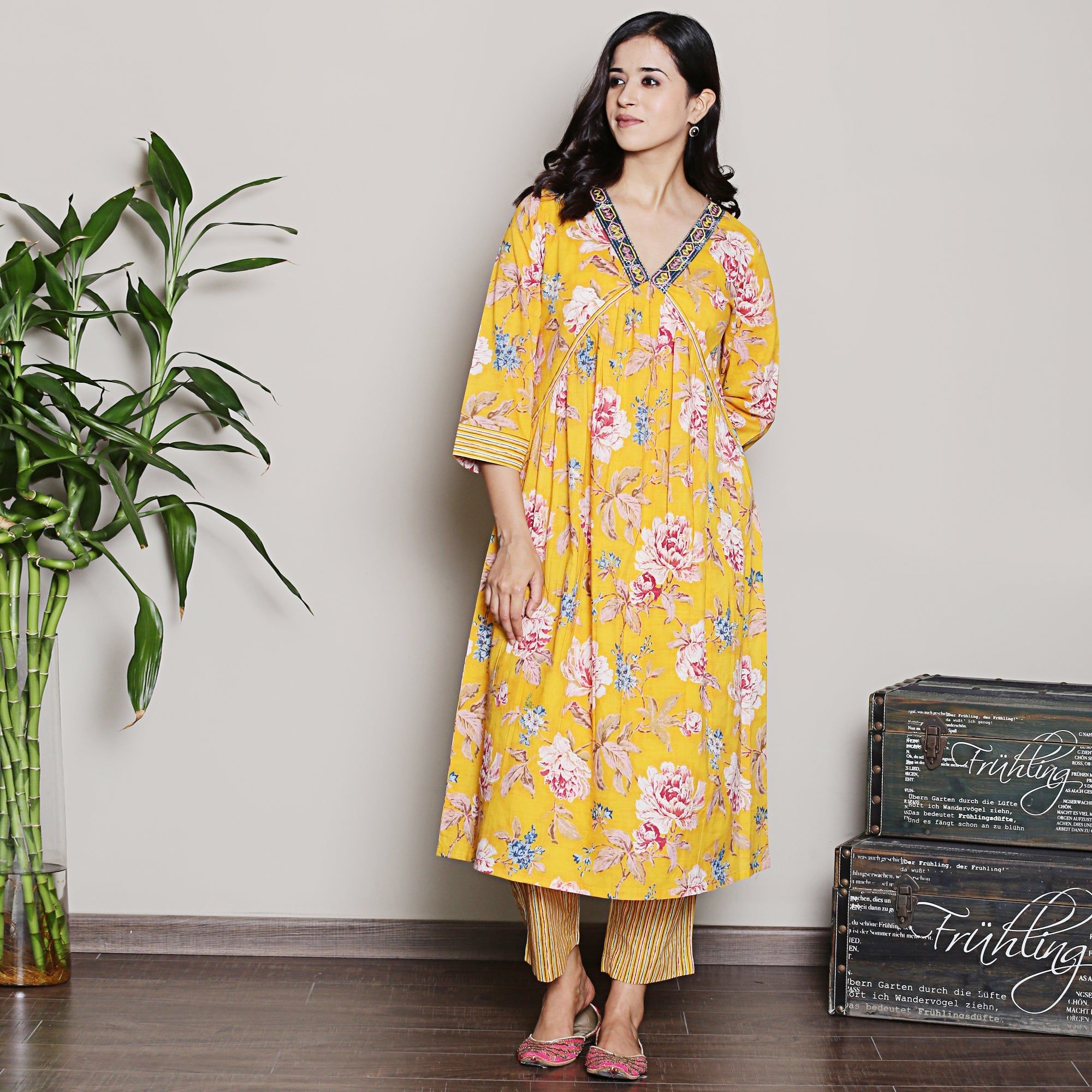 Floral printed yellow A line kurta set-XS