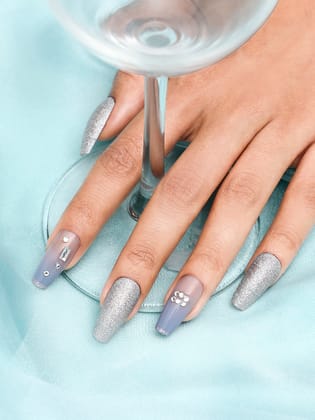 The Papillon Press-On Nails - Soft Pink-Nails