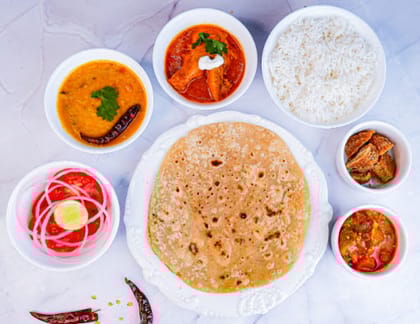 Murg Makhani Thali