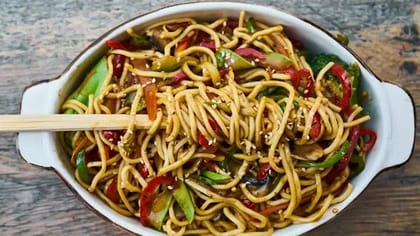 Veg Noodles [650 Grams]