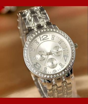 DECLASSE Silver Metal Analog Womens Watch