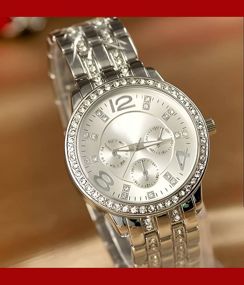 DECLASSE Silver Metal Analog Womens Watch