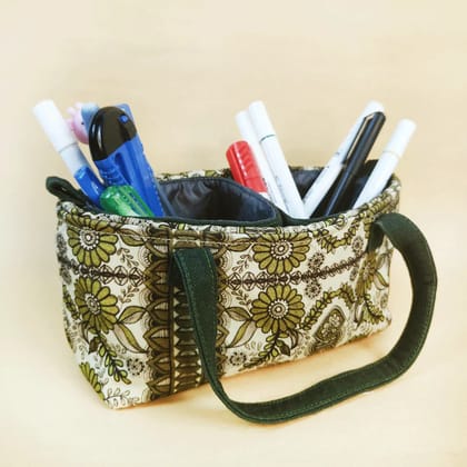 Multi-Purpose Pouch Organizer - Green Madhubani Flower