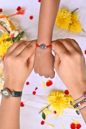 Silver Rakhi CHR050