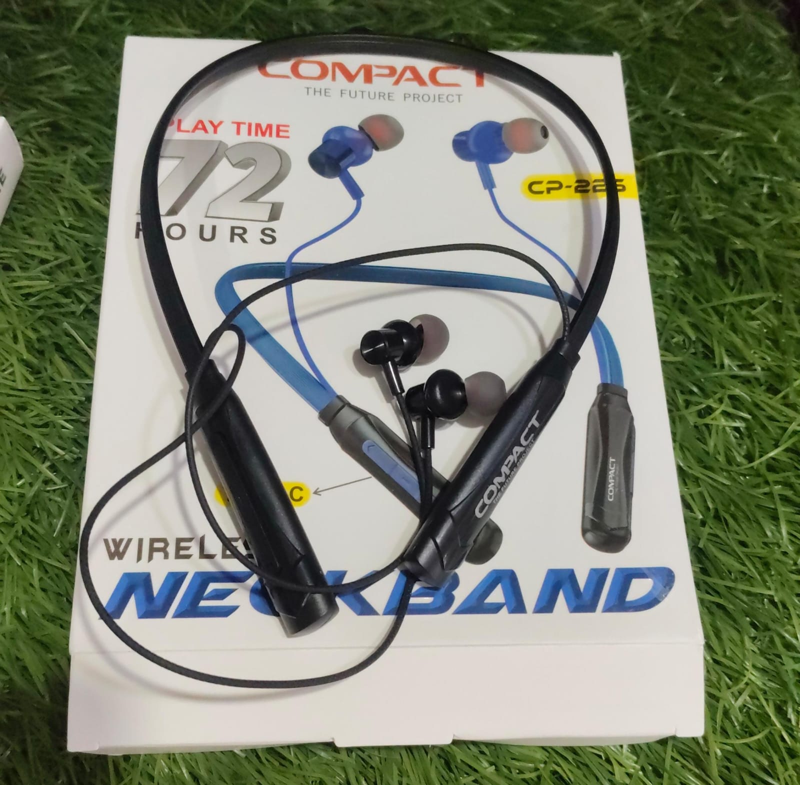 Compact Wireless Neckband