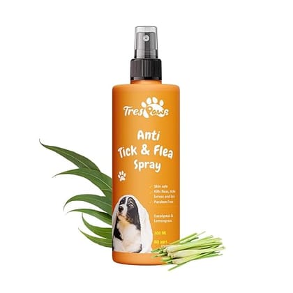 Trespaws Tick & Flea Dog Spray - 100% Natural - Natural Tick & Flea Spray for Dogs and Cats, Gentle on Skin, ensures Healthy Coat in Dogs & Cats, 200 ml