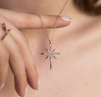 KAREN NECKLACE