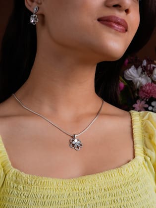 Silver, Zircon And MOP Flower Pendant Set