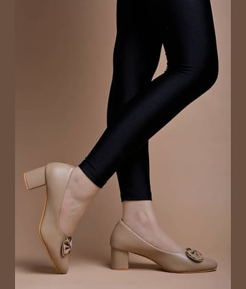 Shoetopia Beige Women's Pumps Heels