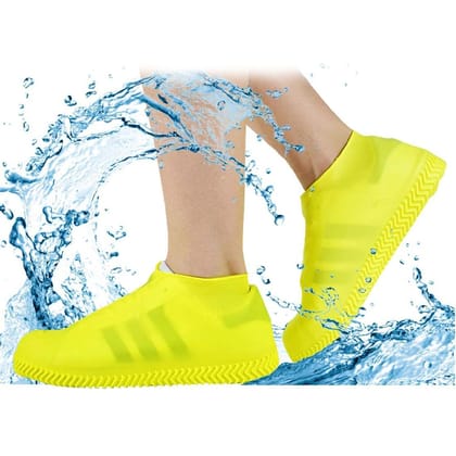NON-SLIP SILICONE RAIN REUSABLE ANTI SKID WATERPROOF FORDABLE BOOT SHOE COVER (MEDIUM/ Mix Color)