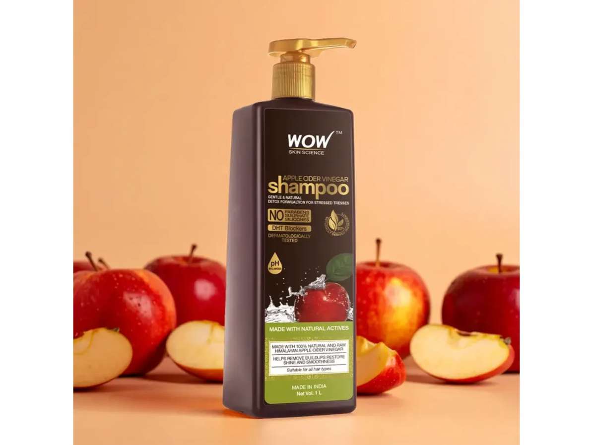 WOW Skin Science Apple Cider Vinegar Shampoo - Restores Shine & Smoothness - No Parabens, Sulphates & Silicones - 1L
