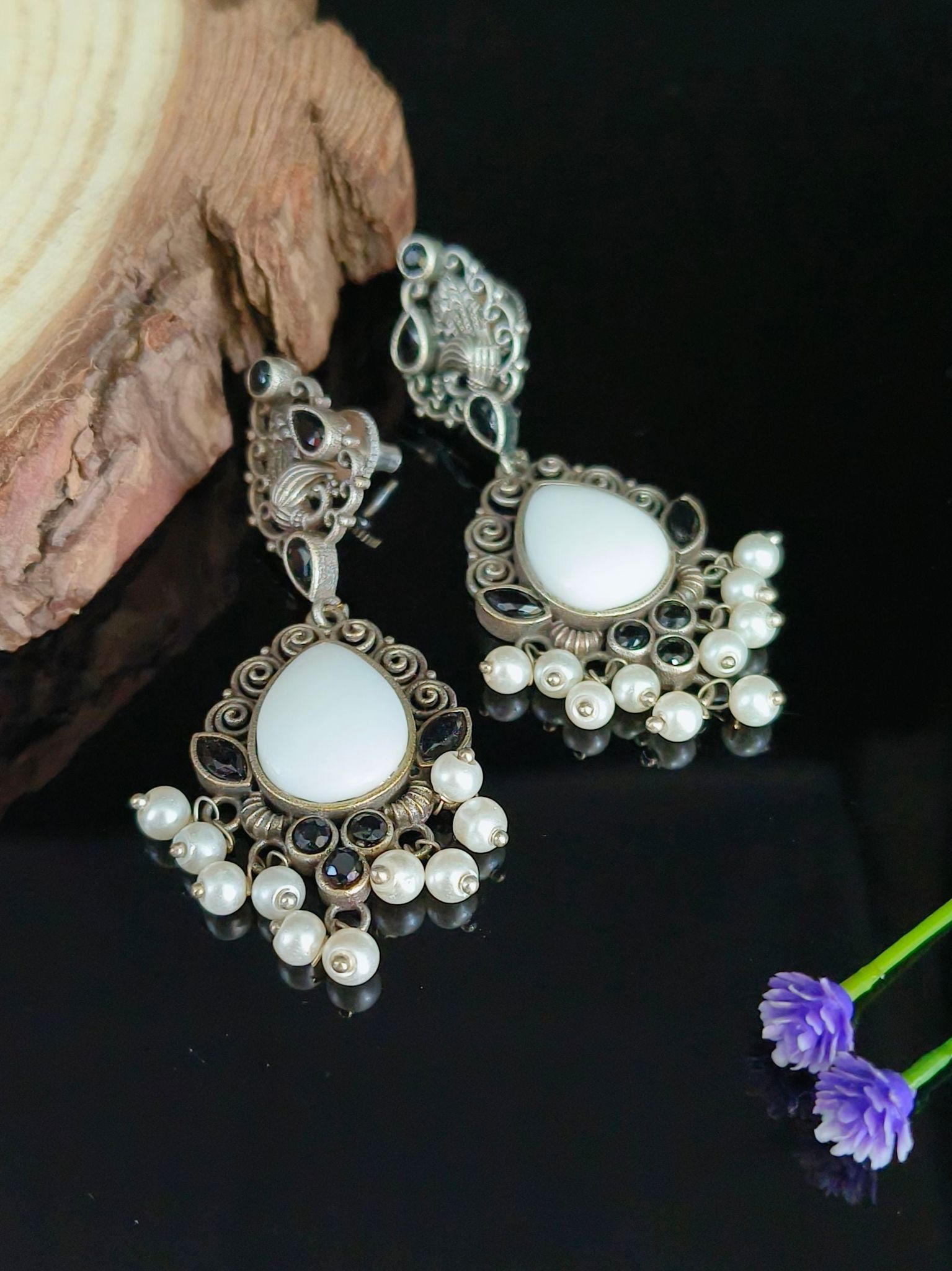 Silver Replica Monalisa Stone Dangler Earrings with Pearls for Special Occasions-White+Black