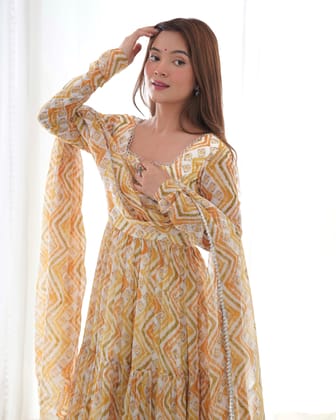 Pure Soft Fox Georgette Zigzag Print Fabric Fully Flared Anarkali, with Dupatta Set and Pants, Ready to Wear-xs