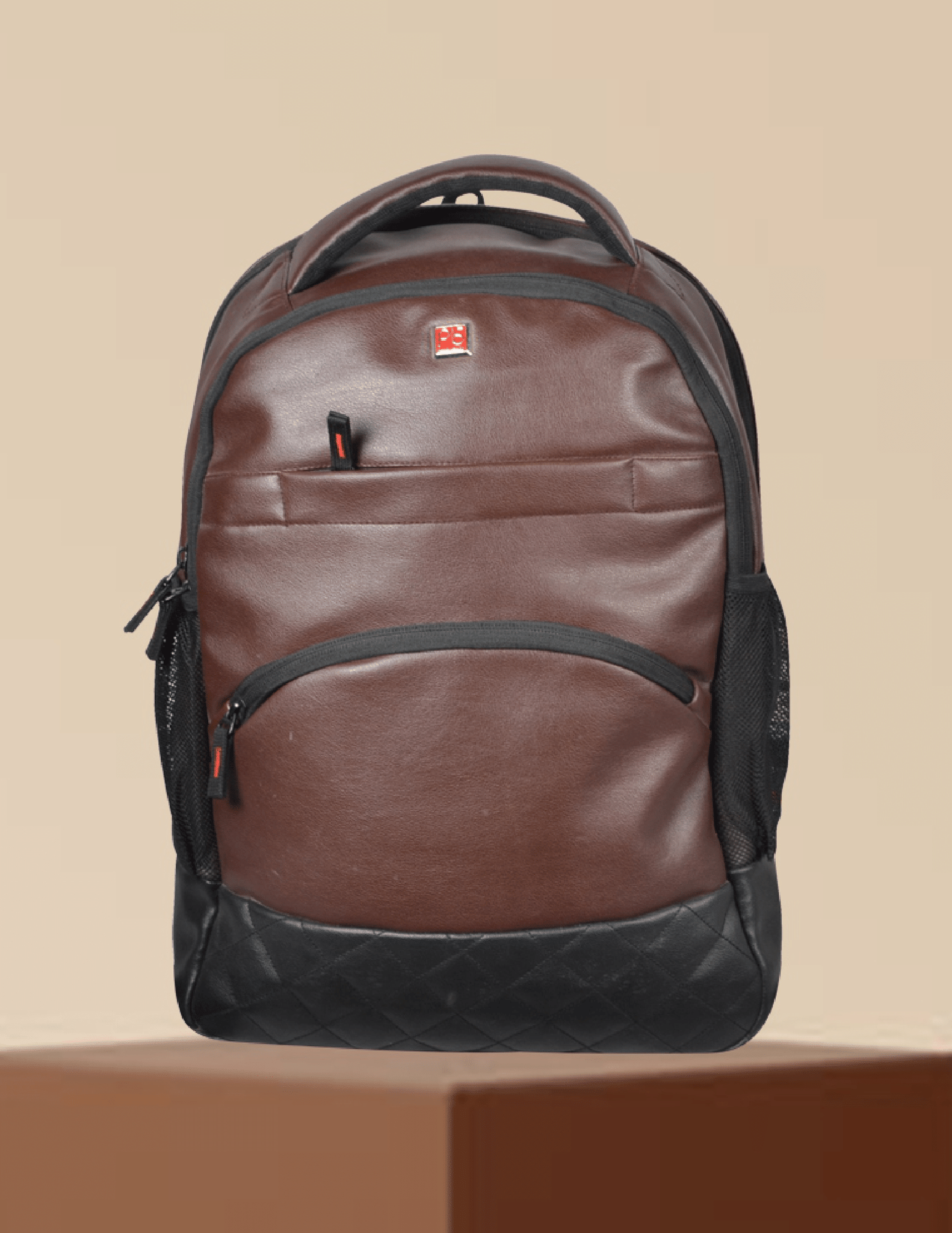 PB Pearlbags 823F Leather 19 L Backpack