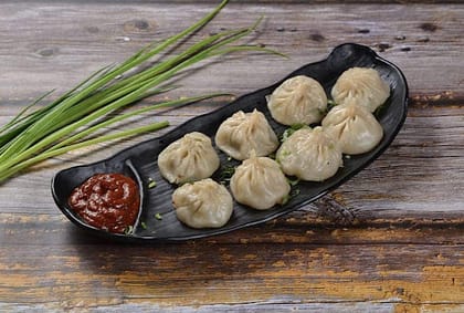 Darjeeling Wheat Chicken Momo
