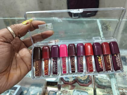 EBONY LONDON MATTE LIPSTICK EBONY LONDON MATTE LIPSTICK