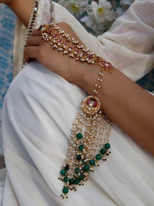 Noorani Red-Green Kundan Hathphool-Red